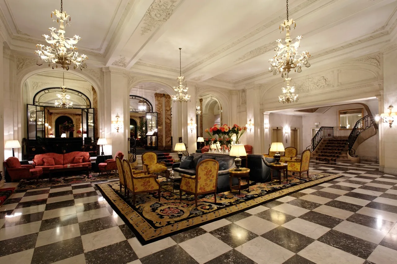 Recepcja i lobby hotelu (zdjęcie ilustracyjne)