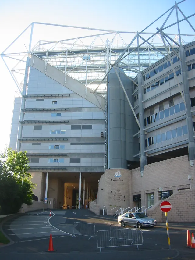 Stadion St James' Park w Newcastle (zdjęcie archiwalne)