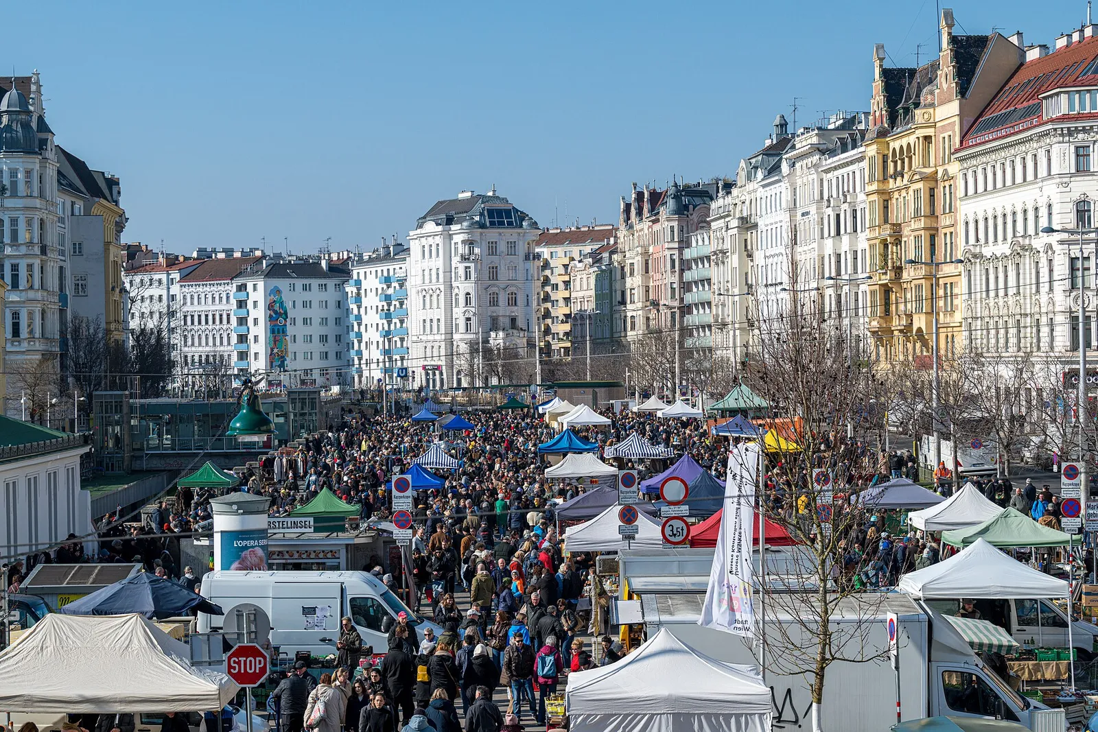 Pchli targ na wiedeńskim Naschmarkcie