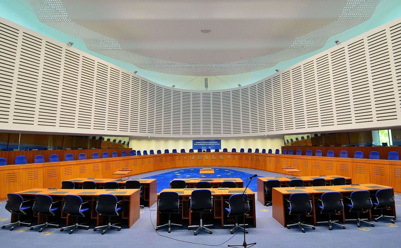 Sala rozpraw Europejskiego Trybunału Praw Człowieka w Strasburgu (zdjęcie ilustracyjne)