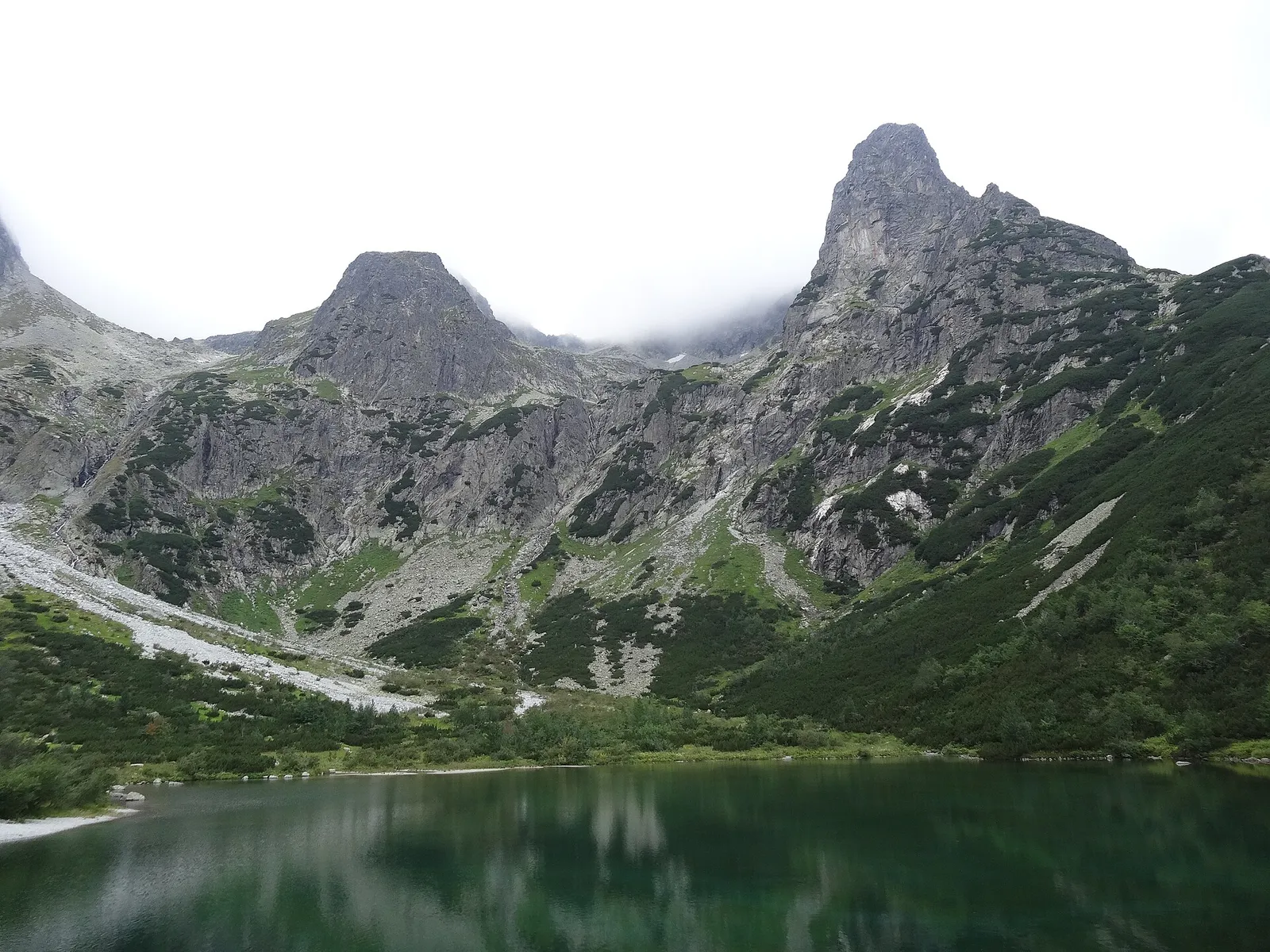 Słowackie Tatry Wysokie w rejonie Zielonego Stawu (zdjęcie ilustracyjne)