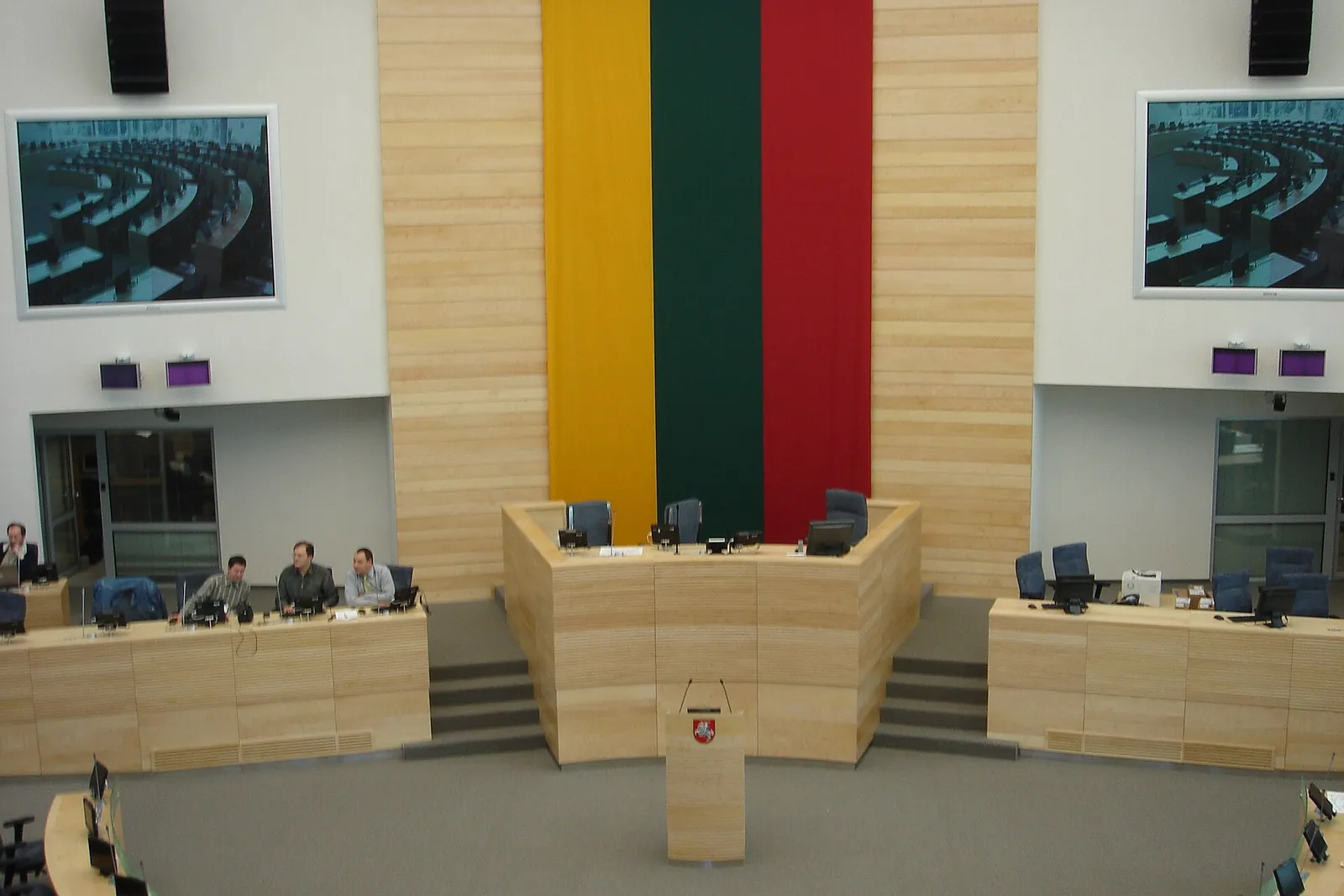 Sala litewskiego parlamentu (Seimasu) w Wilnie (zdjęcie ilustracyjne)