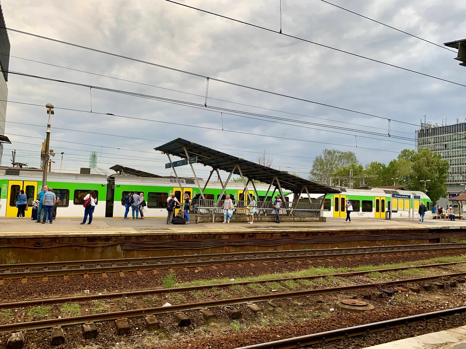 Perony stacji Warszawa Zachodnia